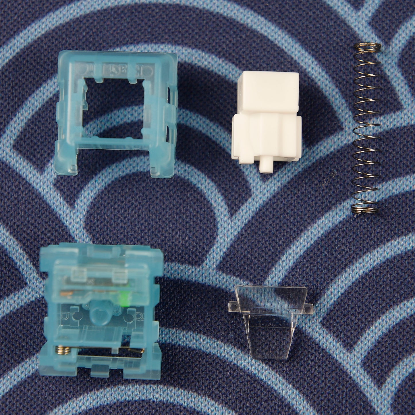 Kailh Chosfox V2 Arctic Switches(5 Pin RGB 56g Clickly)