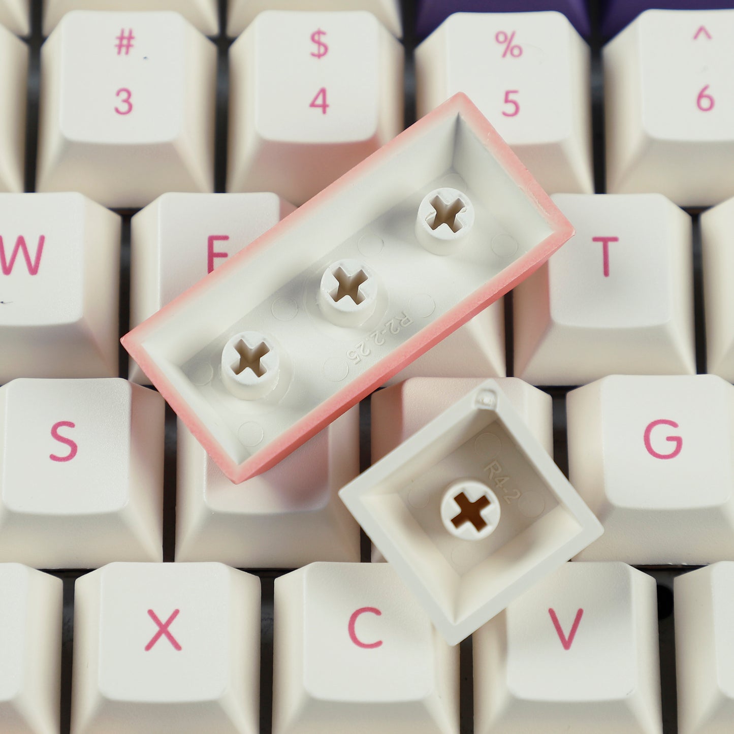 YMDK Smoke Cloud 143 Keycaps(Dye Sub Cherry Profile PBT 1.5mm/ANSI 104 TKL GK61 96 75 GMMK NCR80 Using)