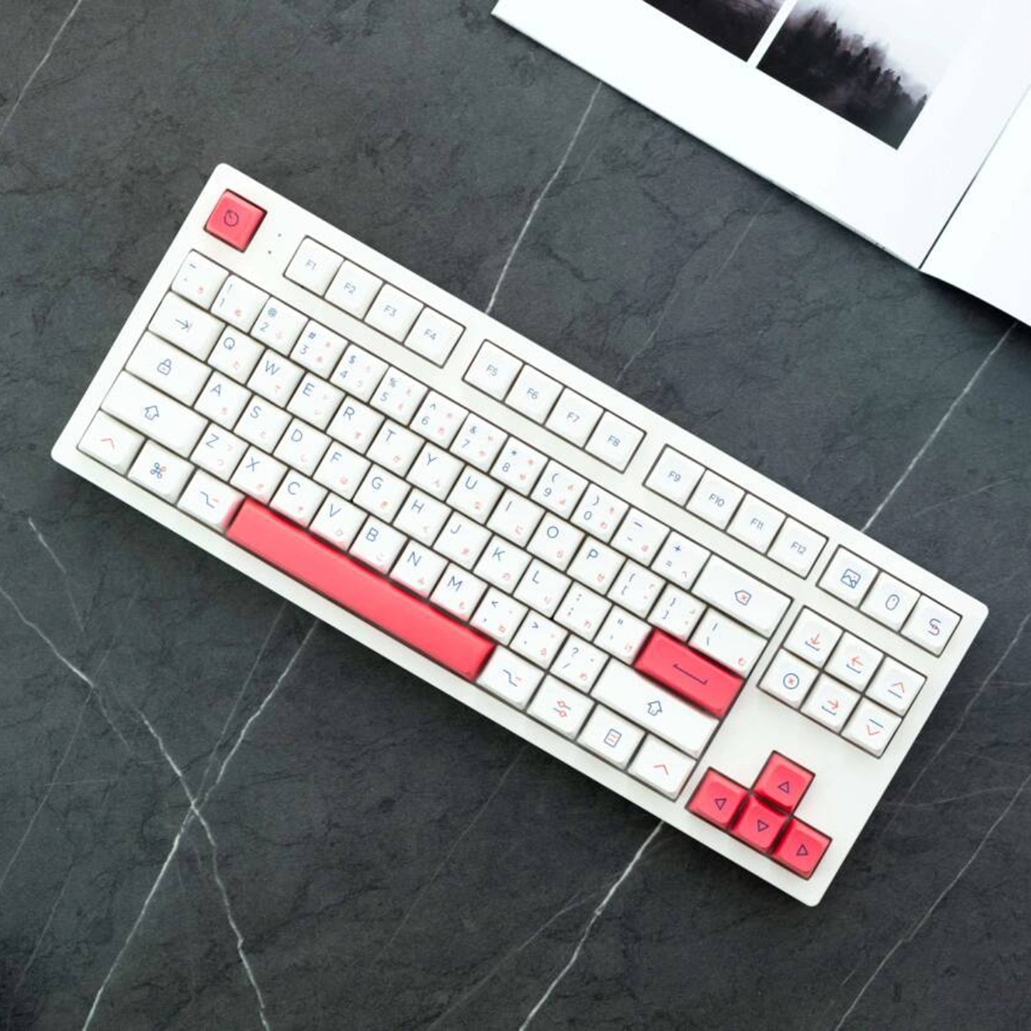 YMDK Red and Blue Color Keycaps 142 Keys MDA Profile PBT Dye Sublimation for mechanical keyboard