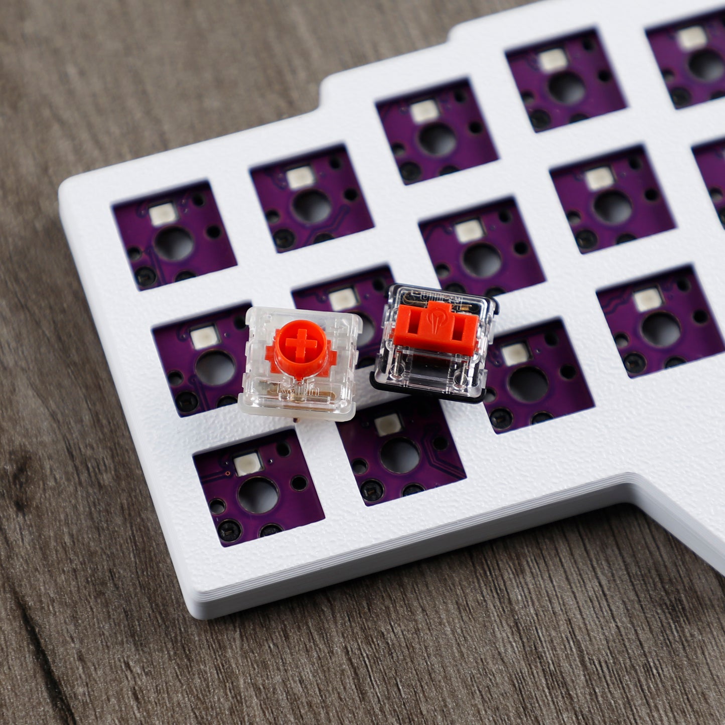 YMDK Low Profile Split Chocolate Keyboard Corne V4.1 Ergonomic 46 Keys Hotswappable 40% Layout 3D Print case RGB Vial Keyboard Kit