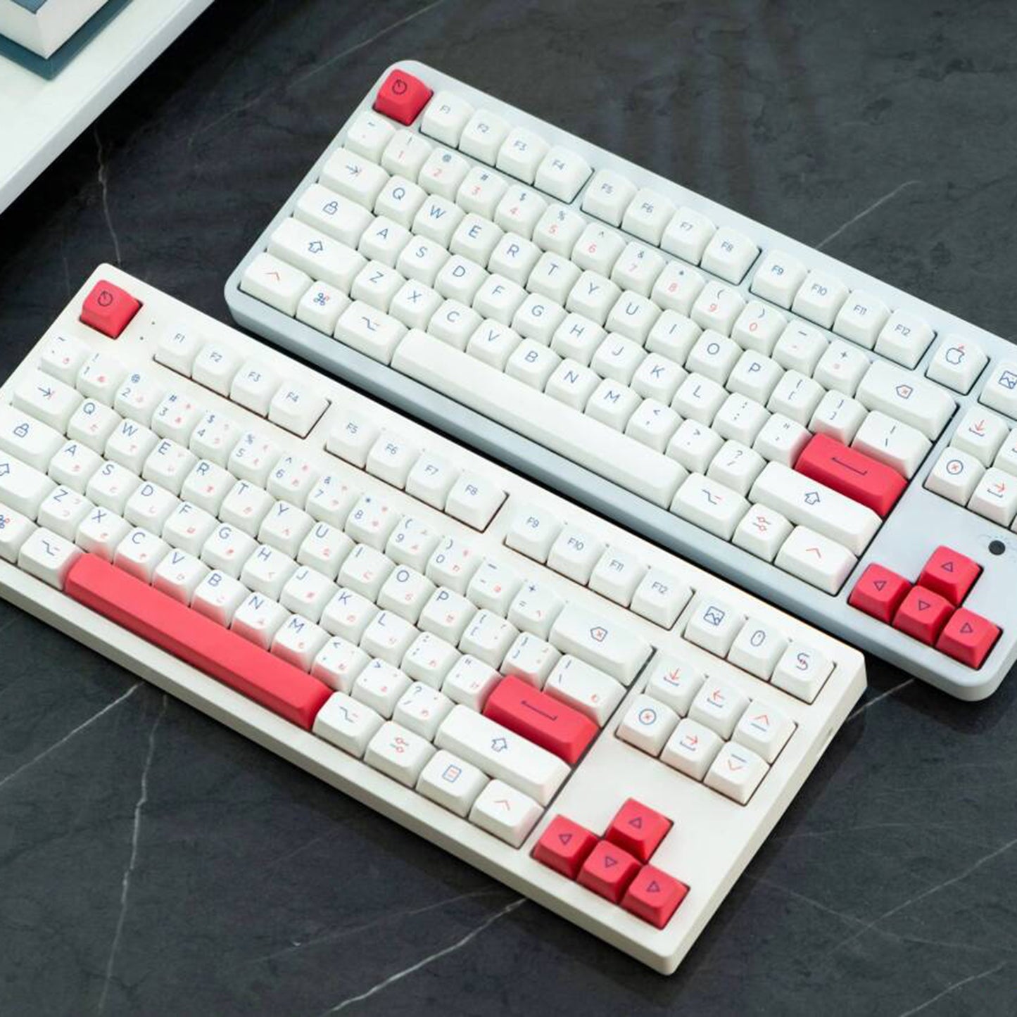 YMDK Red and Blue Color Keycaps 142 Keys MDA Profile PBT Dye Sublimation for mechanical keyboard