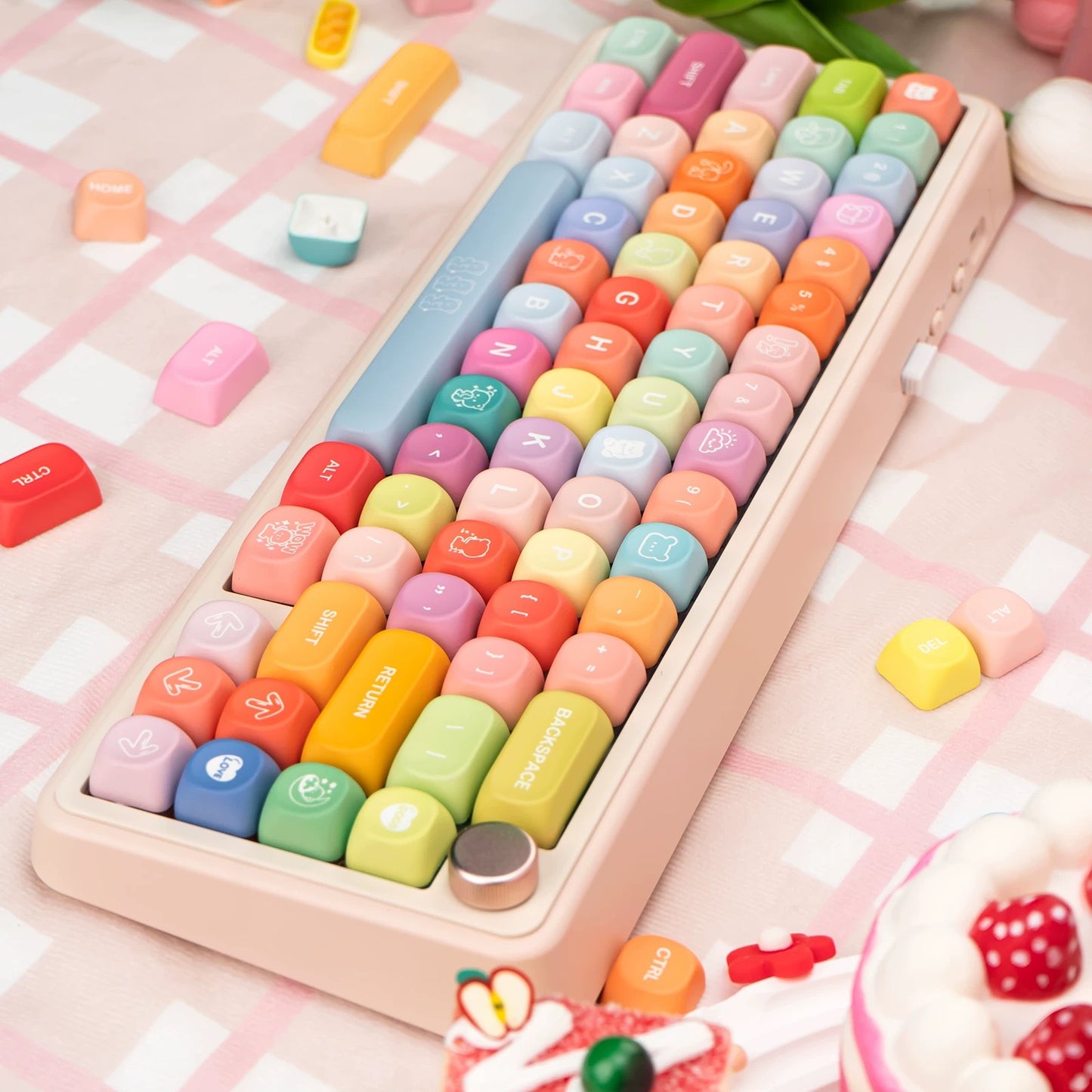YMDK 134 Keys Color Gummy Cute Bear Theme MOA Profile PBT Material Dye Sublimation Top Print Keycaps for 61/68/84/87/98/104/108 MX Mechanical Keyboard