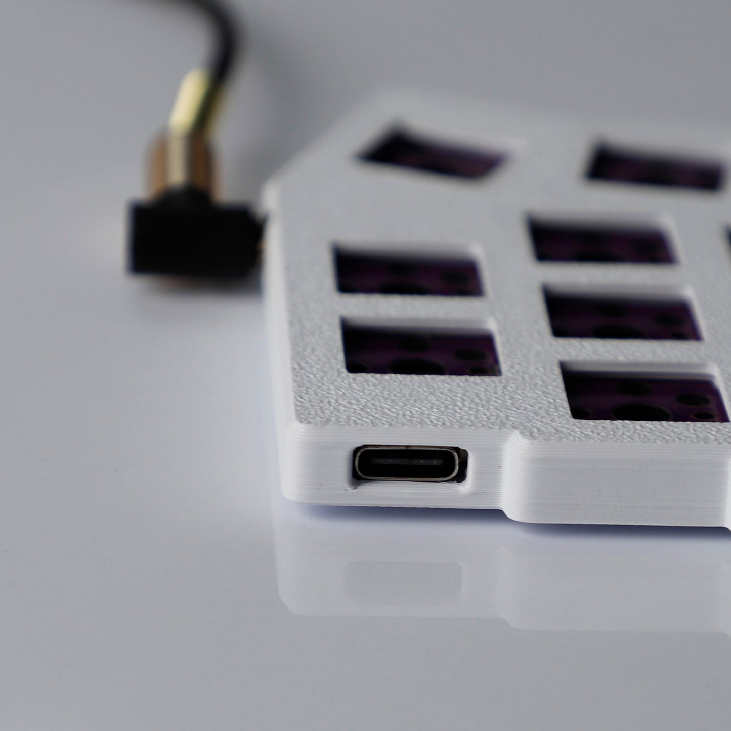 YMDK Low Profile Split Chocolate Keyboard Corne V4.1 Ergonomic 46 Keys Hotswappable 40% Layout 3D Print case RGB Vial Keyboard Kit