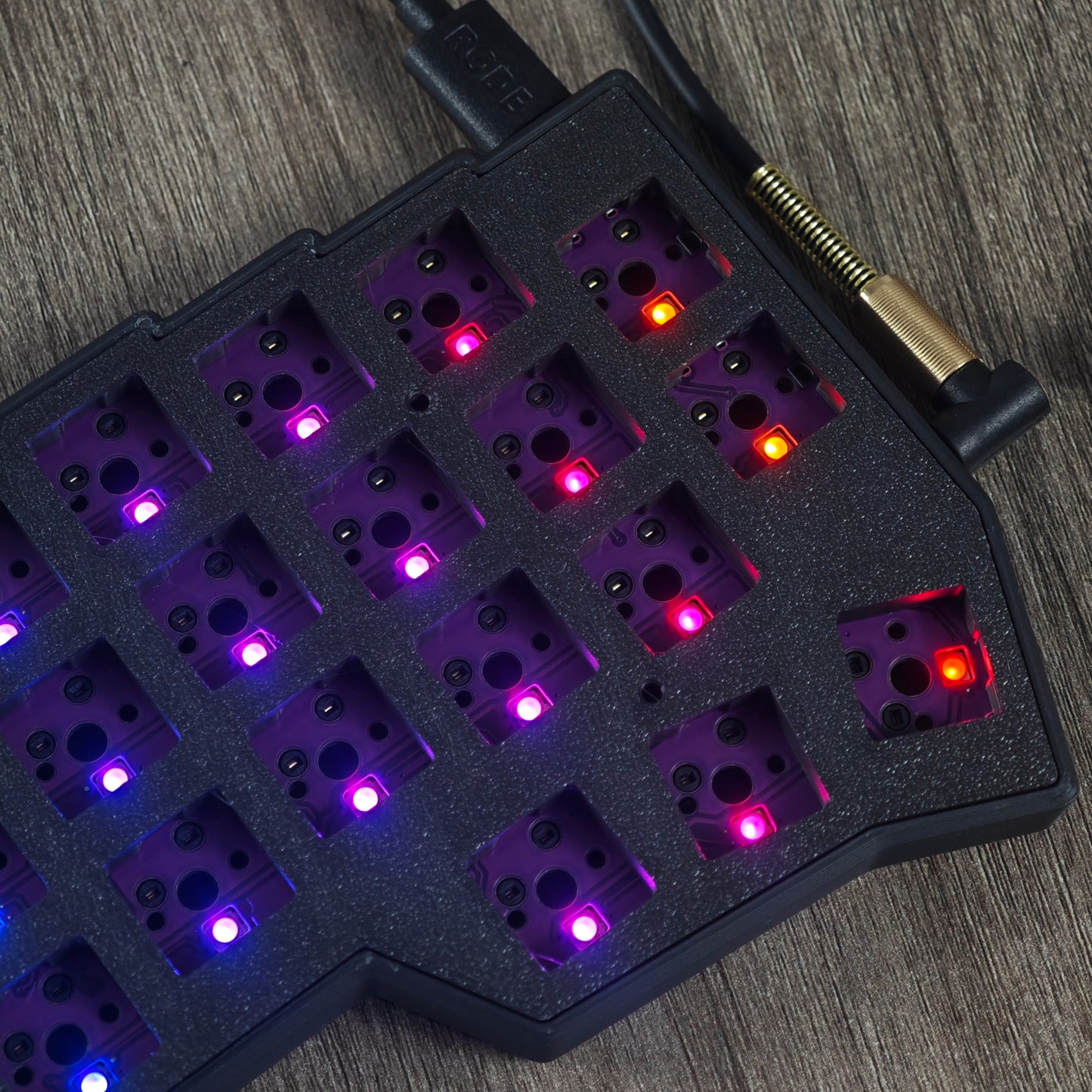 YMDK Split Keyboard Corne V4.1 46 Keys Ergonomic Hotswappable 40% Layout 3D Print case RGB QMK Vial All Key Programmable Mini Independent Gaming Keyboard Kit