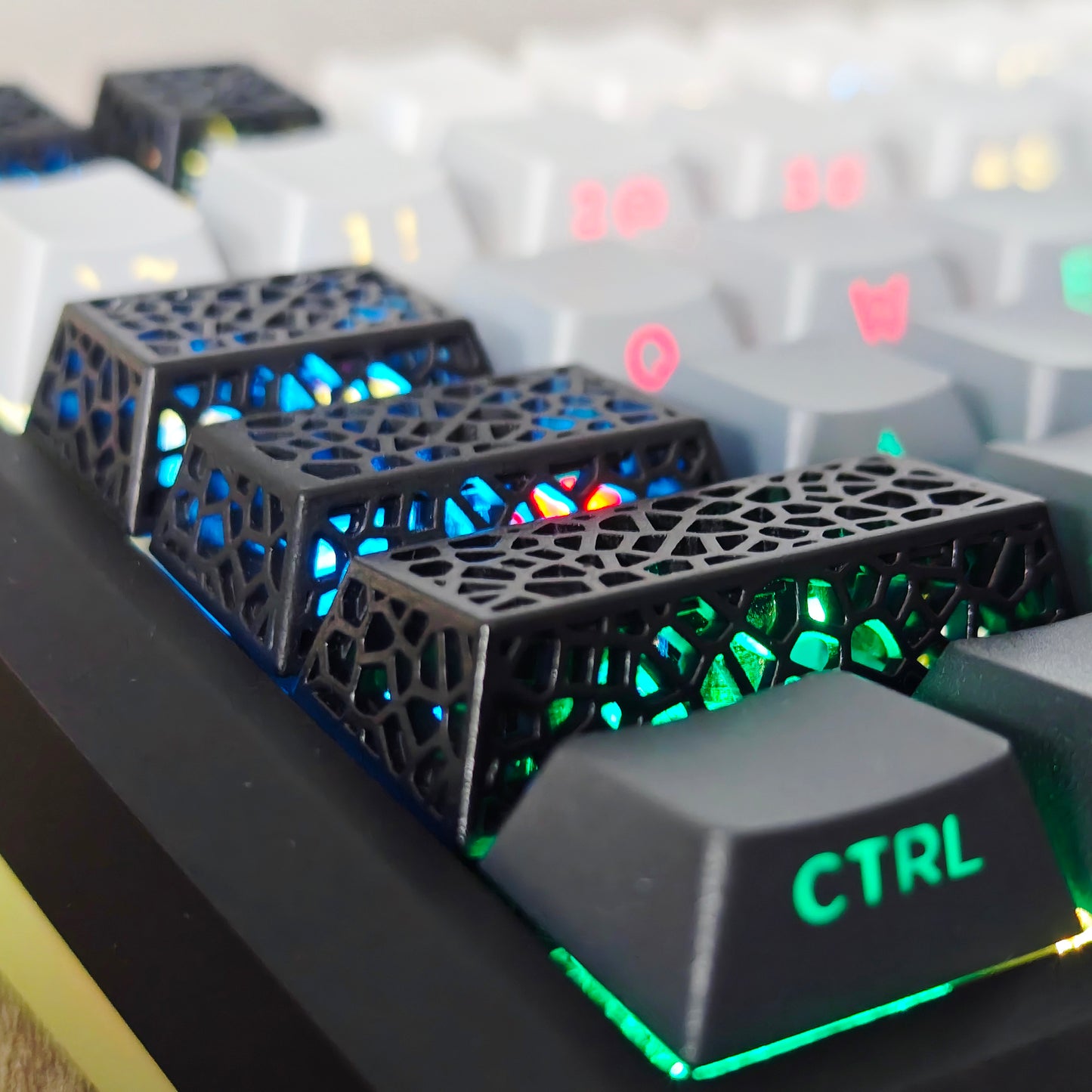 YMDK Bird Nest Theme Resin Material Shine Through Translucent Novelty Keycap Custom Mechanical Keyboard MX Switch Mechanical Keyboard