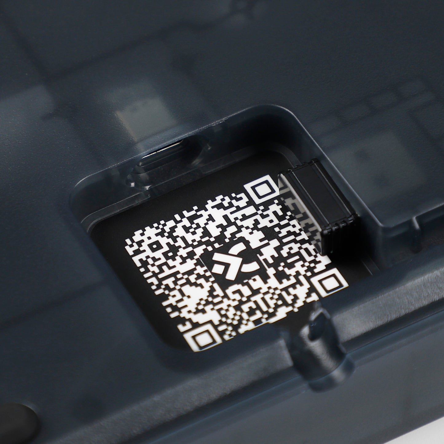 GK980 Plastic Triple-Mode 4 Knobs Gasket RGB Hot Swappable Macro Programmable Bluetooth Wired 2.4G Mechanical Keyboard  Kit