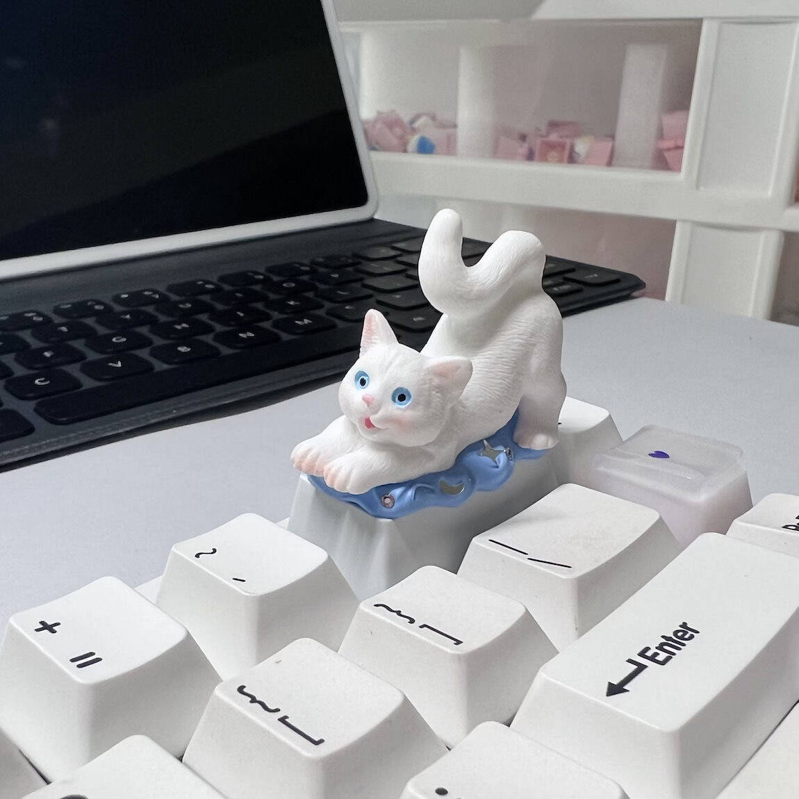 YMDK Cute Cat Personalized Backspace Supplement Key Keycap 2U Three-dimensional OEM Profile Resin Key Cap for MX Mechanical Keyboard