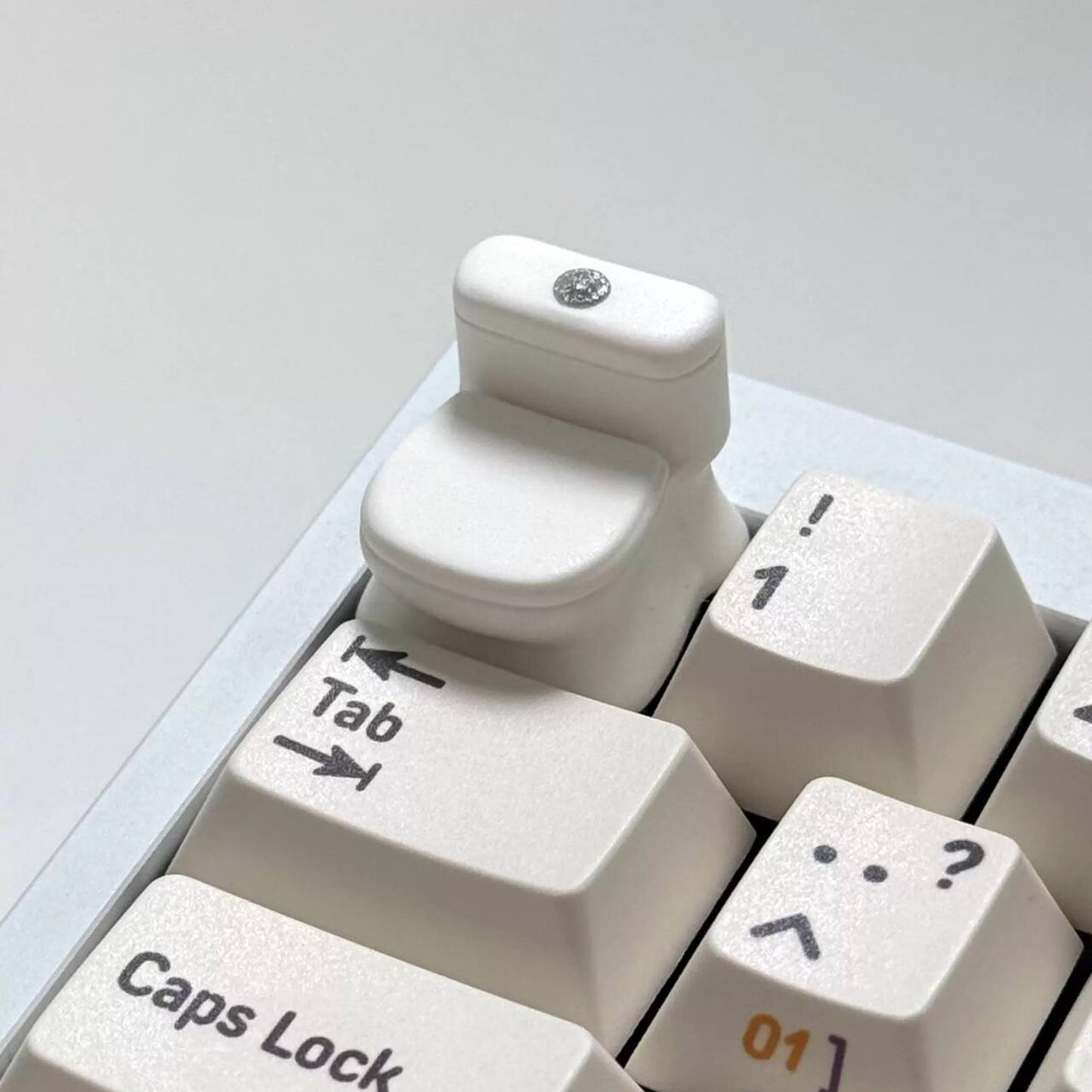 YMDK Toilet Personality Keycaps Creative Novel Homemade Cute Key Cap Resin Keycap for MX Mechanical Keyboard