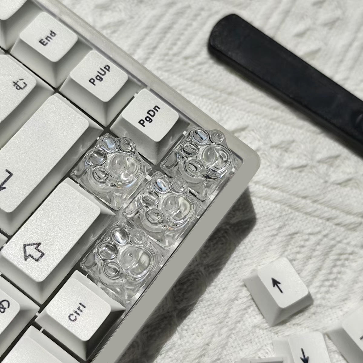 YMDK Cat Claw Personality Keycap ESC Key Shine Through Resin Arrow Keys Cute Creative Keycap for MX Mechanical Keyboard