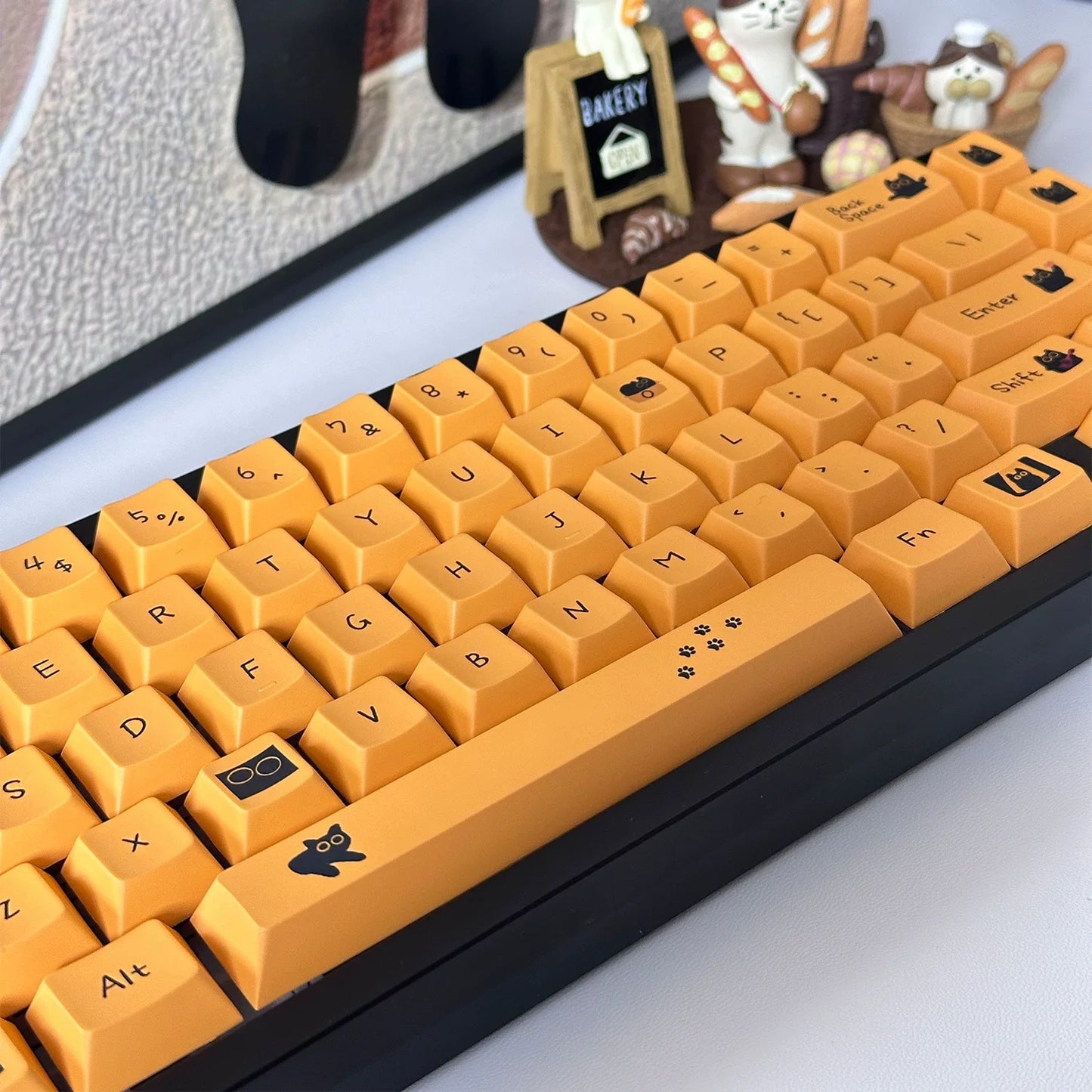 YMDK Orange Cat and Black Cat Theme 124 keys Cherry Profile Keycaps Dye Sub PBT Keycap for 65/75/87/98/100/104 MX Mechanical Keyboard