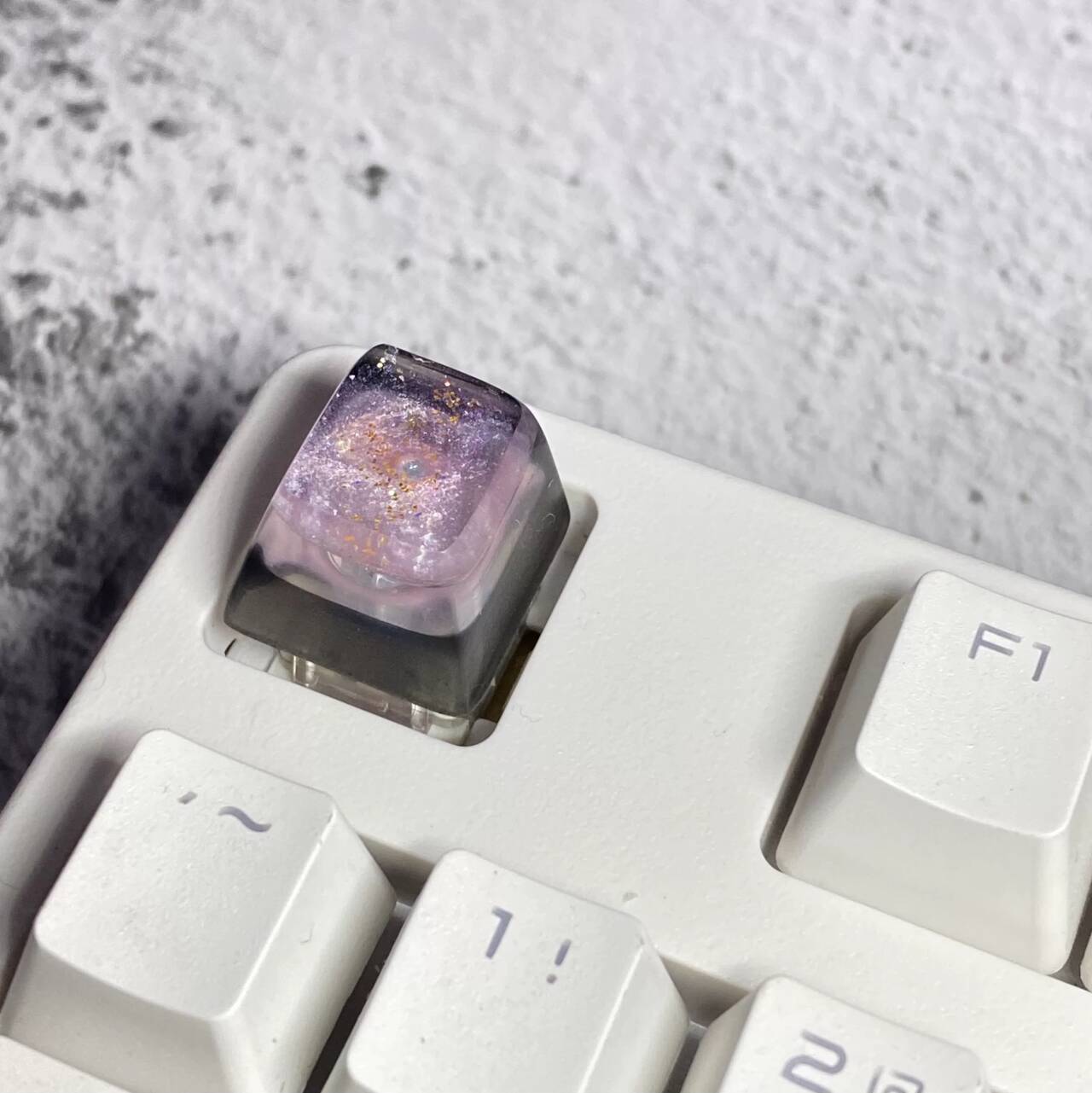 YMDK Starry Sky Galaxy Universe Personality Keycaps Translucent Cute Art Advanced Novel Keycap Cherry Profile Resin Key Cap for MX Mechanical Keyboard