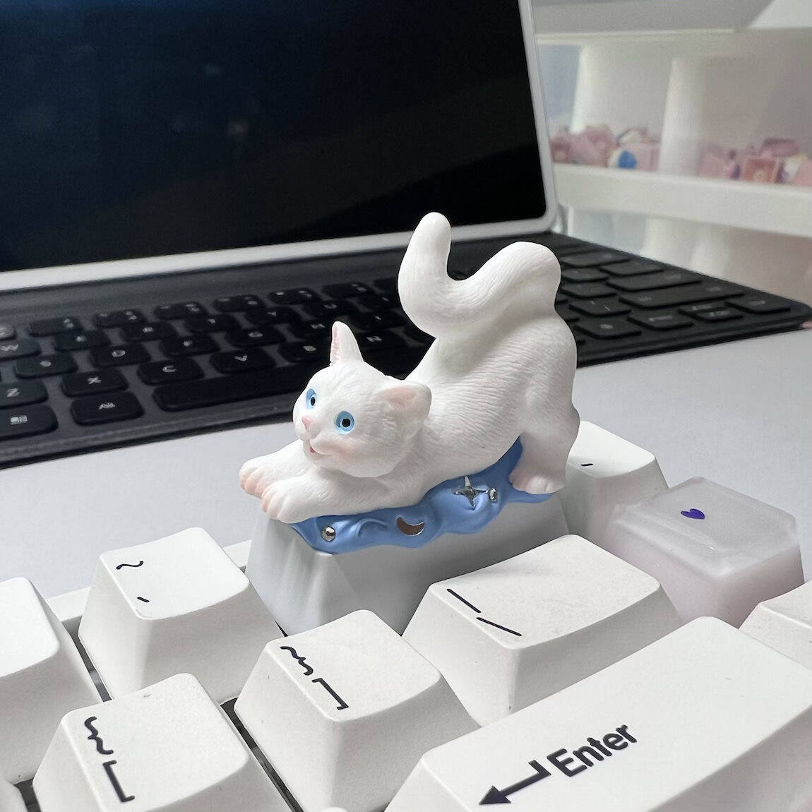 YMDK Cute Cat Personalized Backspace Supplement Key Keycap 2U Three-dimensional OEM Profile Resin Key Cap for MX Mechanical Keyboard