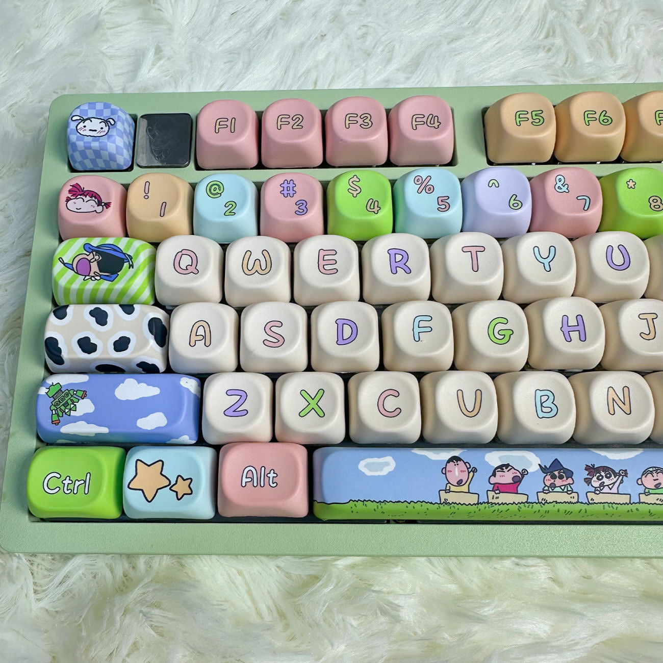 YMDK Crayon Cute Cartoon Anime Naughty 118keys Keycap MOA Profile 5 Sides Dye Sub PBT High-value Keycaps for 61/68/75/87/96/100/104/108 MX Mechanical Keyboard