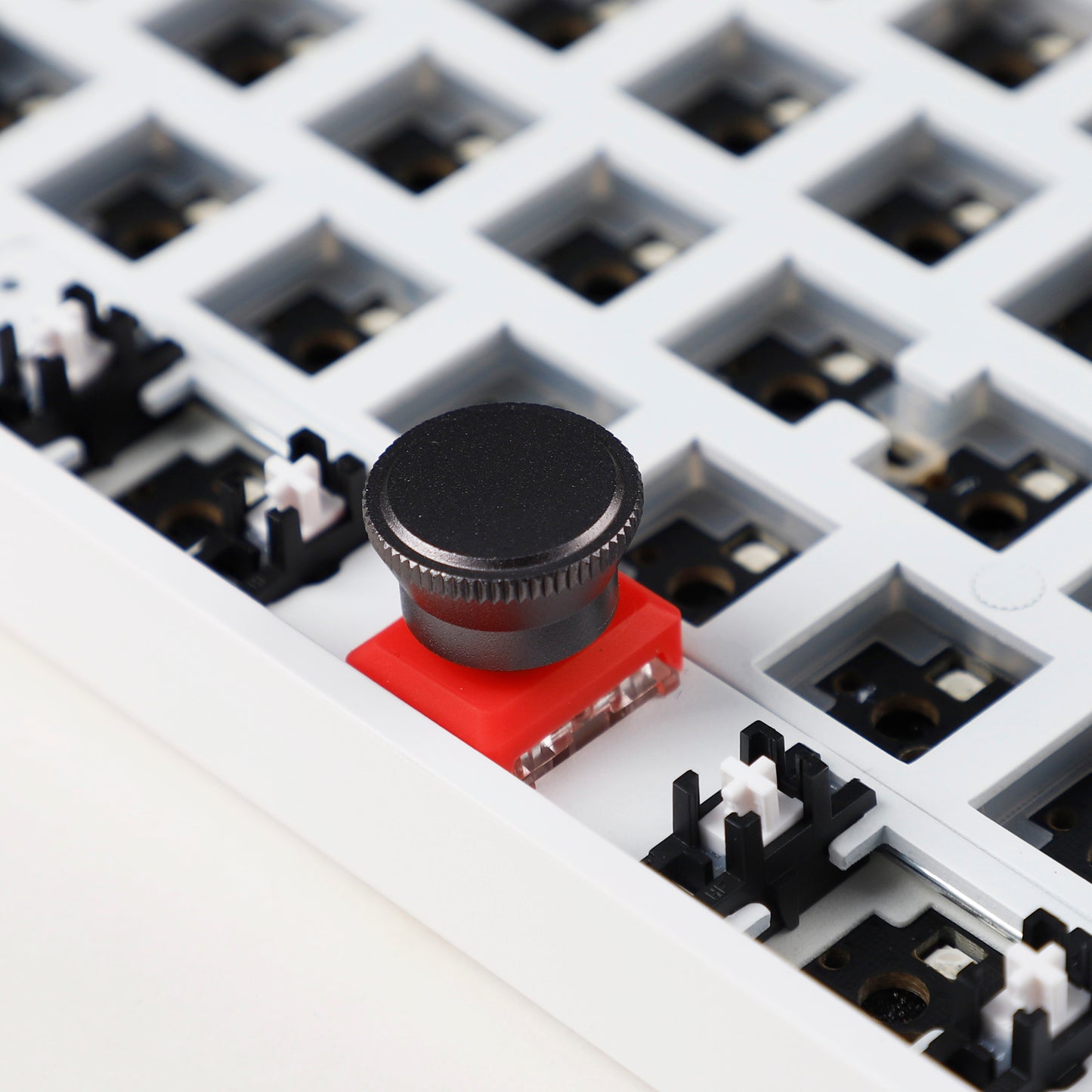GK61 Pro RGB Wired Gasket Hot Swap Hot-swappable Knob 60% Fully Programmable NKRO Keyboard Kit(Support QMK VIA Support Split space )