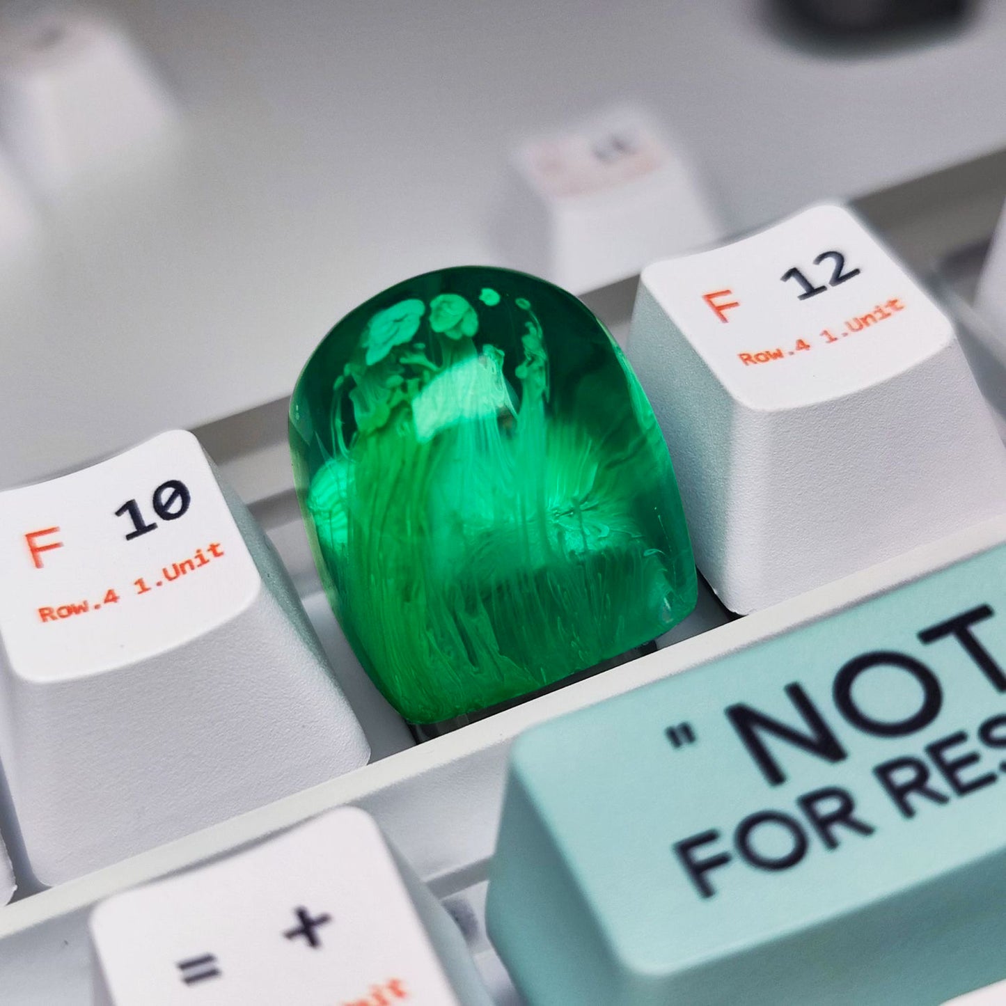 YMDK Undersea World Theme Personalized Keycaps Resin Key Cap Single High Value for Mechanical Keyboard