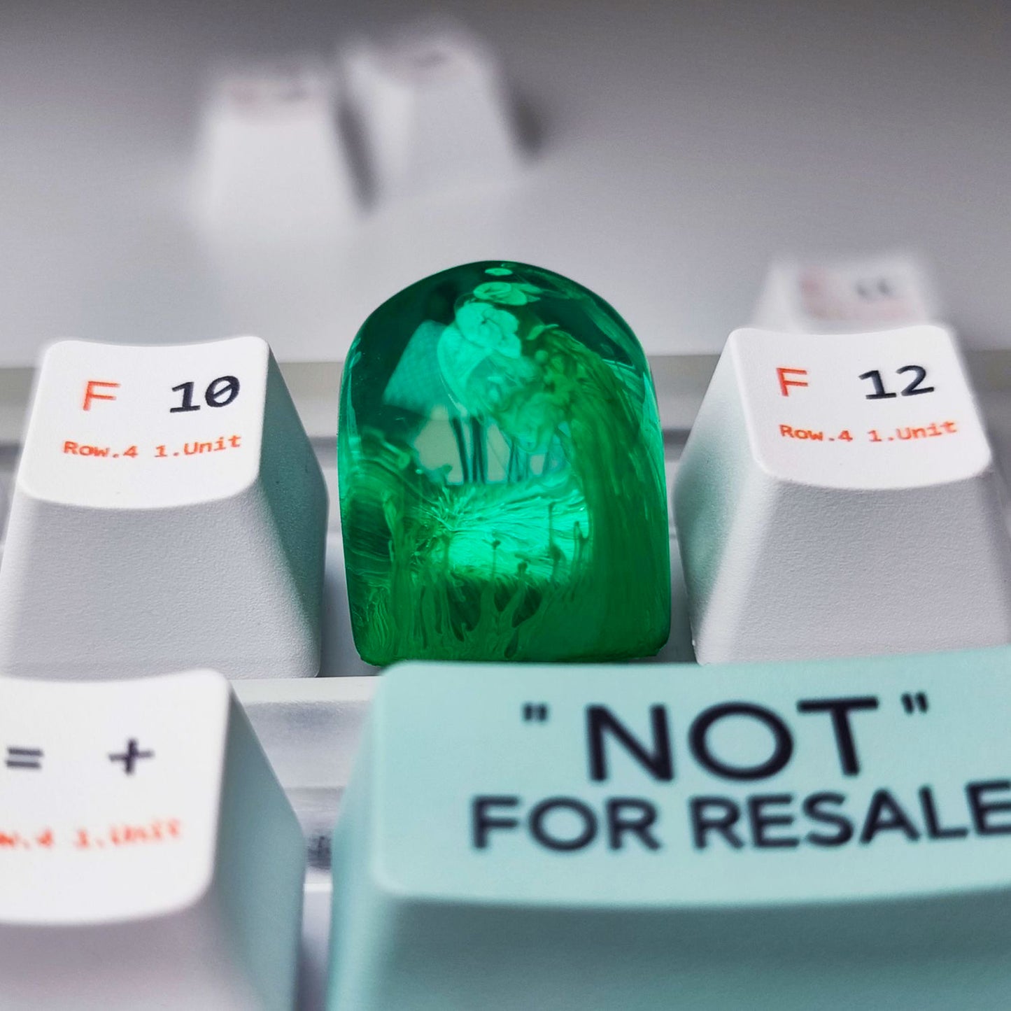 YMDK Undersea World Theme Personalized Keycaps Resin Key Cap Single High Value for Mechanical Keyboard
