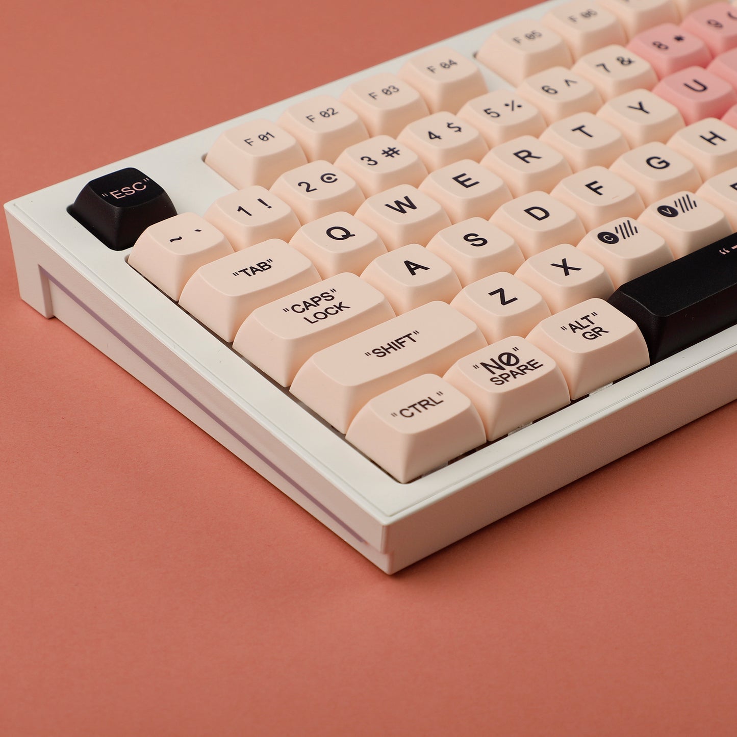 YMDK Plastic Love Valentine Pink Theme 144 Keycaps(ZDA Profile XDA v2 Dye Sub PBT For 104 TKL 60% 96 84 68 64)
