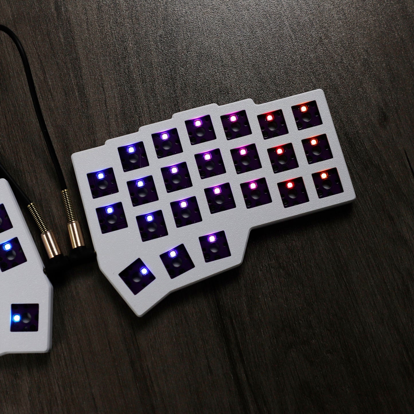 YMDK Low Profile Split Chocolate Keyboard Corne V4.1 Ergonomic 46 Keys Hotswappable 40% Layout 3D Print case RGB Vial Keyboard Kit