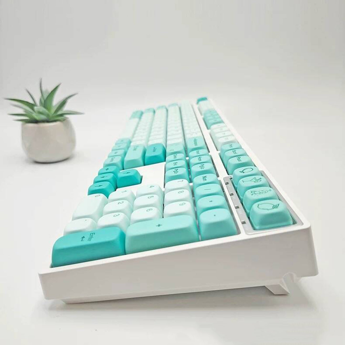 YMDK Mint Soda Theme Keycaps 125 Keys PBT MOA Profile Dye Sublimation for Mechanical Keyboard