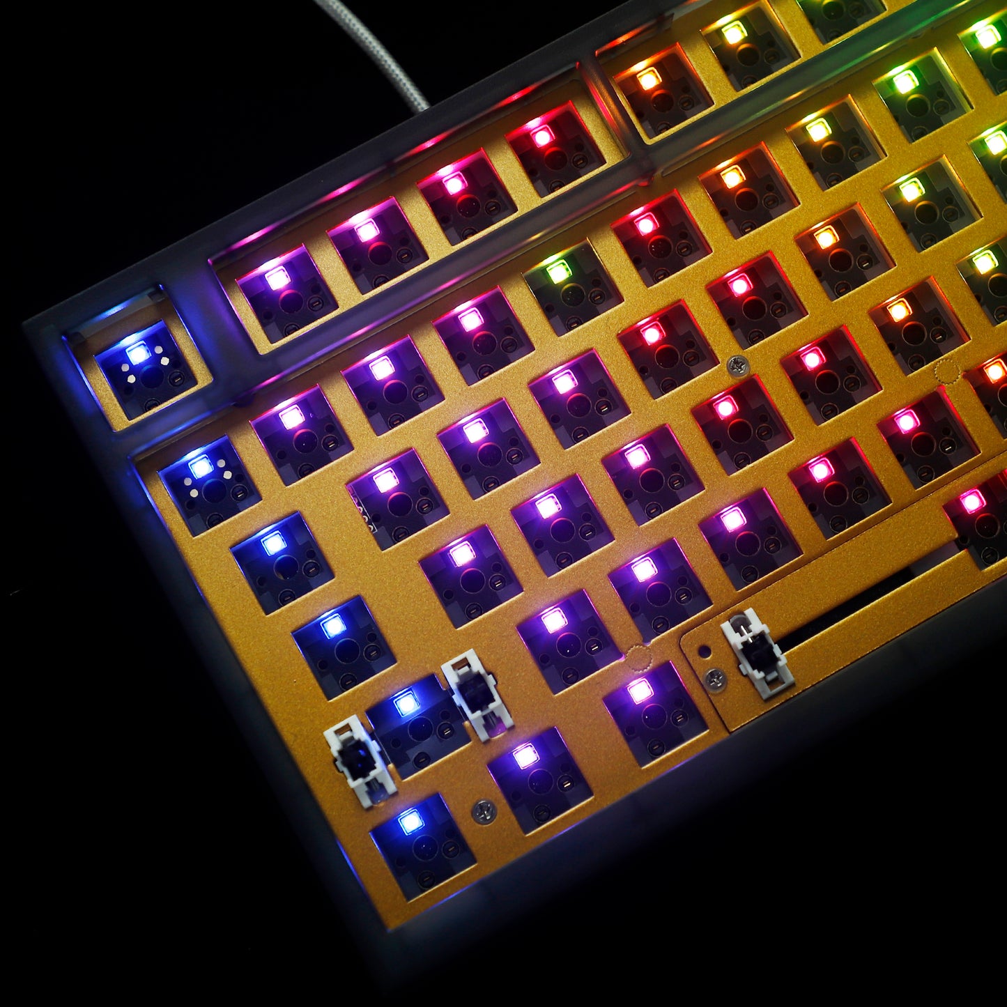 GK980 Plastic Triple-Mode 4 Knobs Gasket RGB Hot Swappable Macro Programmable Bluetooth Wired 2.4G Mechanical Keyboard  Kit