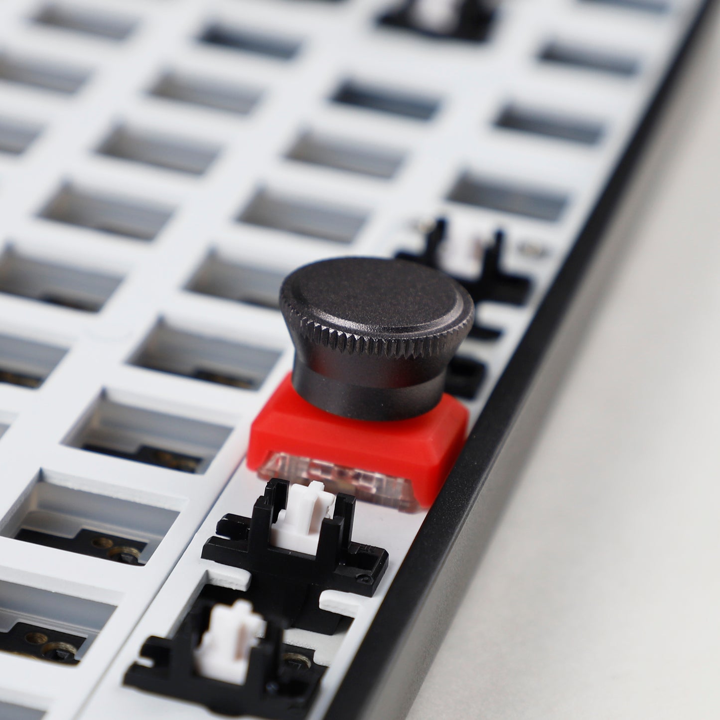 GK61 Pro RGB Wired Gasket Hot Swap Hot-swappable Knob 60% Fully Programmable NKRO Keyboard Kit(Support QMK VIA Support Split space )