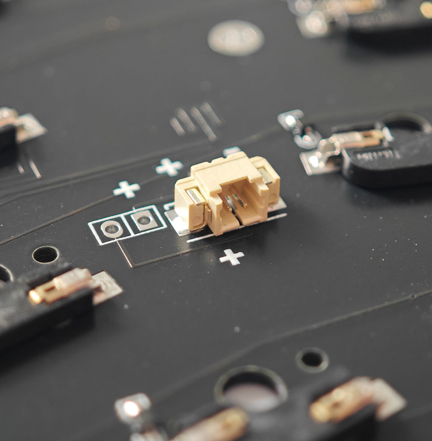 YMDK Wings Ble Bluetooth Wired Retro Hot Swappable Alice Gasket Mechanical Keyboard Kit( VIA Type C PCB Plastic Case )