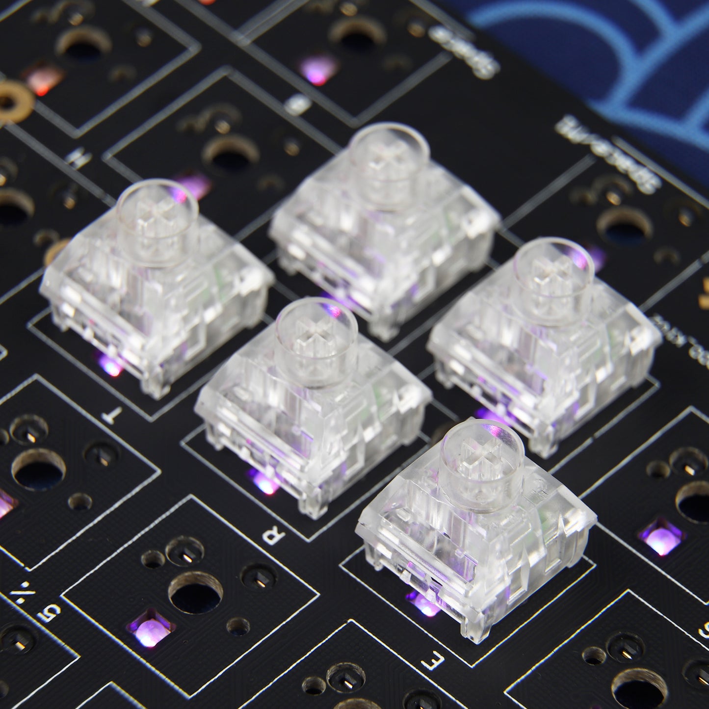 Kailh Box Jellyfish Switches(RGB SMD Linear 60g/5pin Self lubricating Transparent)