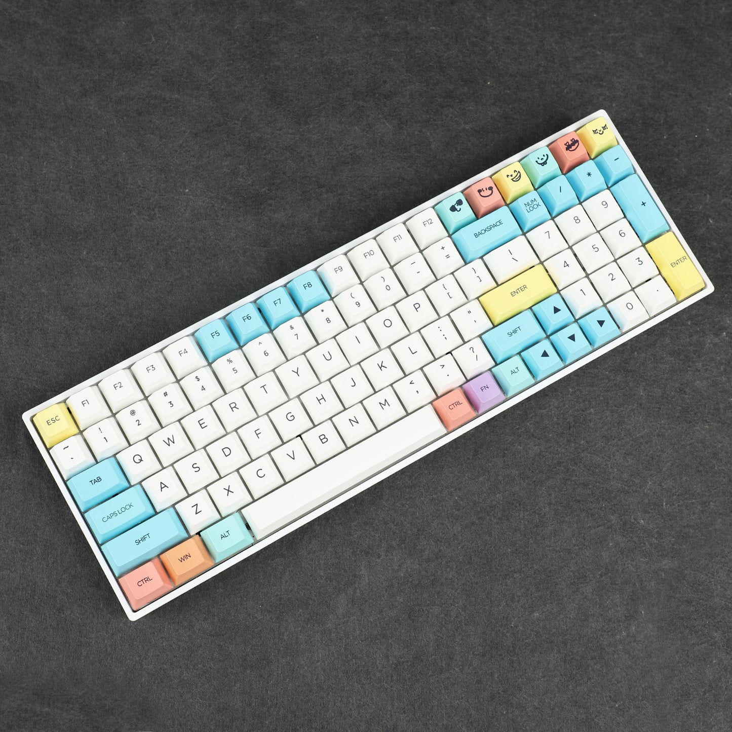 146 Chalk Keycaps(Dye Sub Cherry Profile/96 84 104 87 61 64 68 Using)