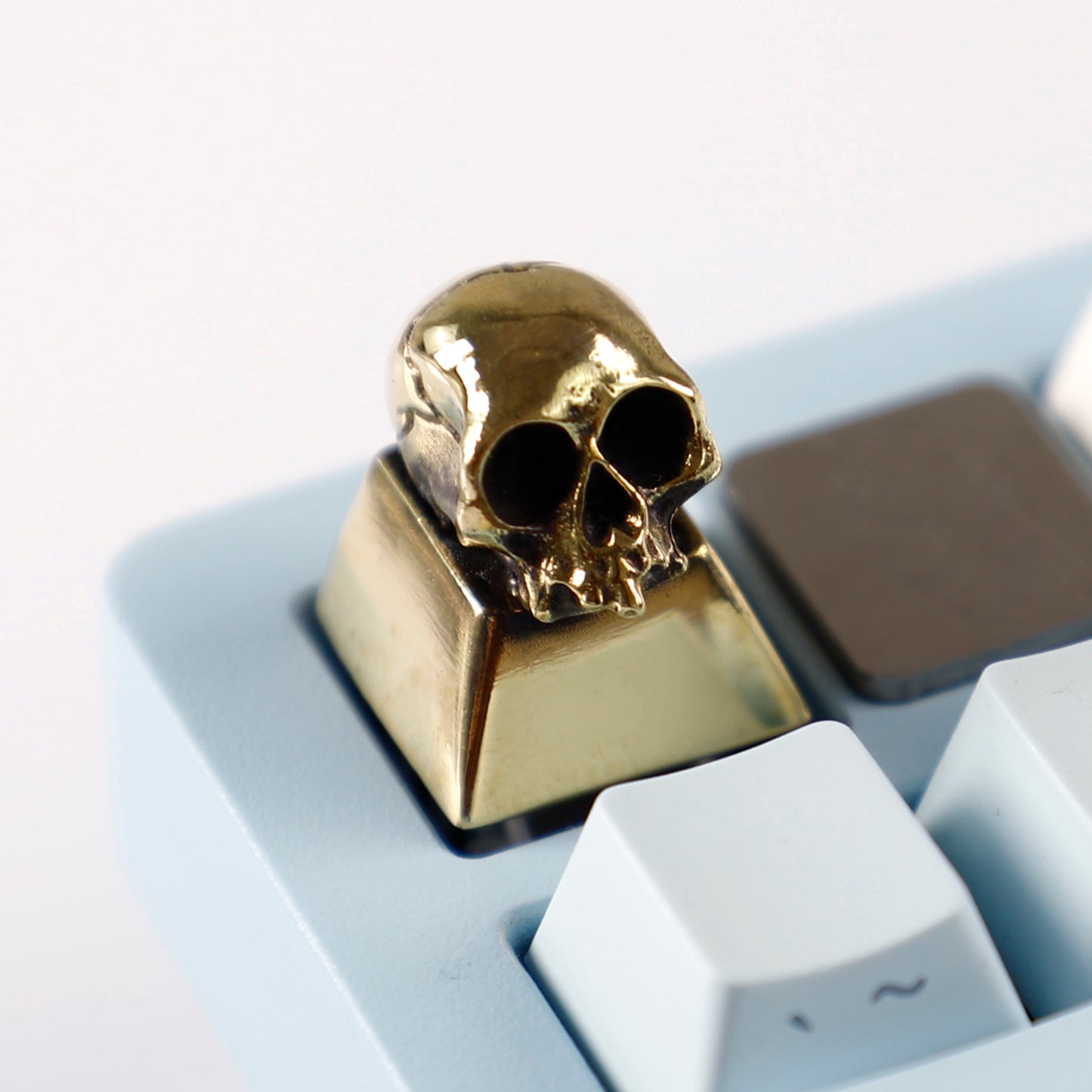 YMDK ESC Key 1pcs stereoscopic Pure Copper keycaps Skull Handmade Artisans Metal Key Caps for Mechanical Keyboard