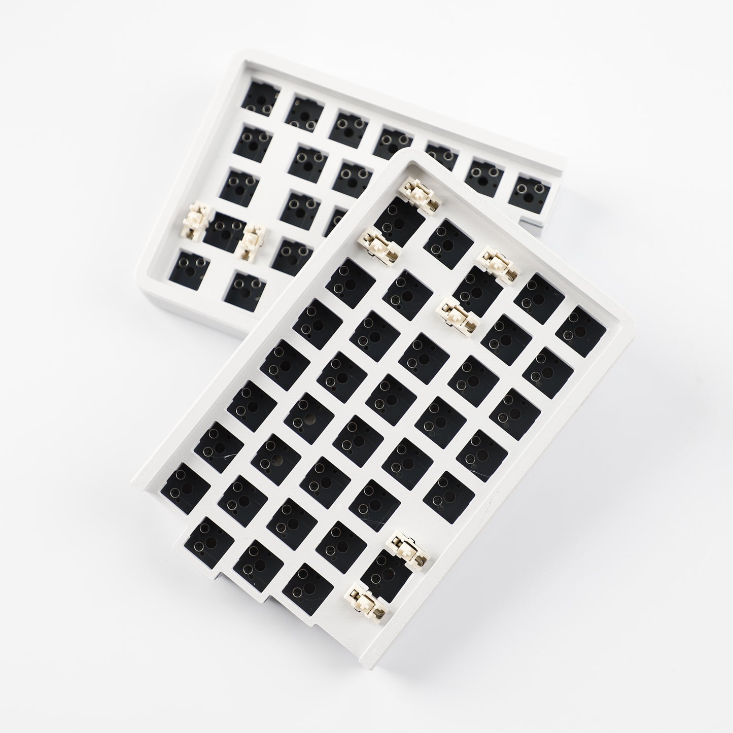 YMDK W64 Wireless Split Keyboard 2.4Ghz 66 Keys Ergonomic Hotswappable 60% Layout 3D PLA Vial All Key Programmable Independent Gaming Keyboard Kit