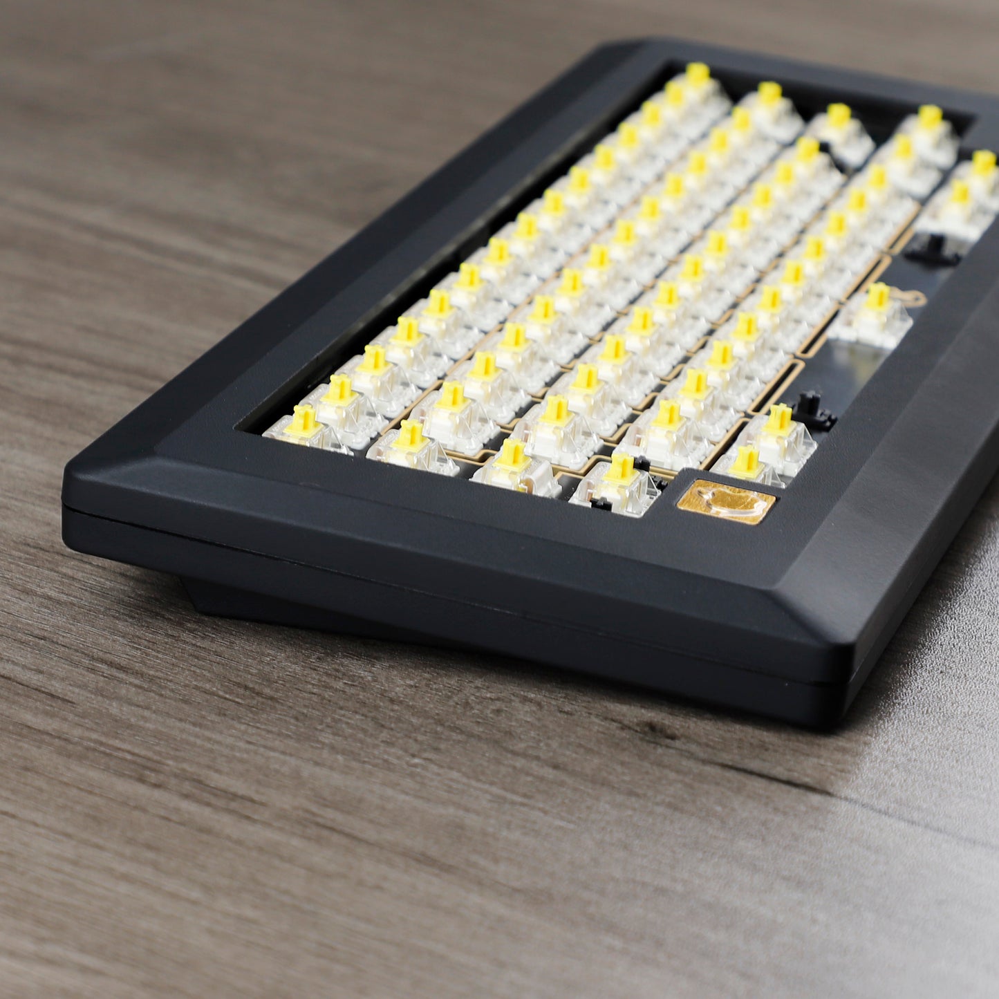 M0110 D0110 Bluetooth Wired Hot Swappable Gasket Retro Mechanical Keyboard Kit (Support VIA VIAL )
