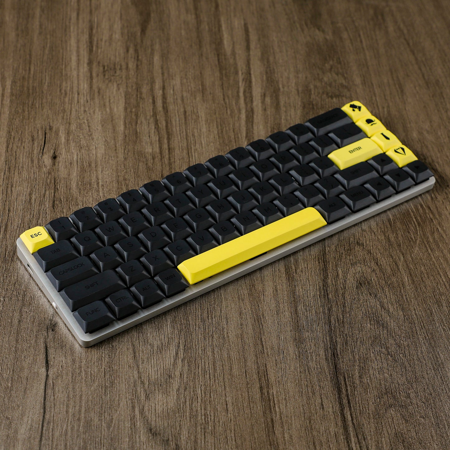 YMDK 135 Ultra-slim Gentleman Mx Low Profile Dye Sub PBT Keycaps For Mx 61 64 68 75 84 87 96 108 Layout Mechanical Keyboard