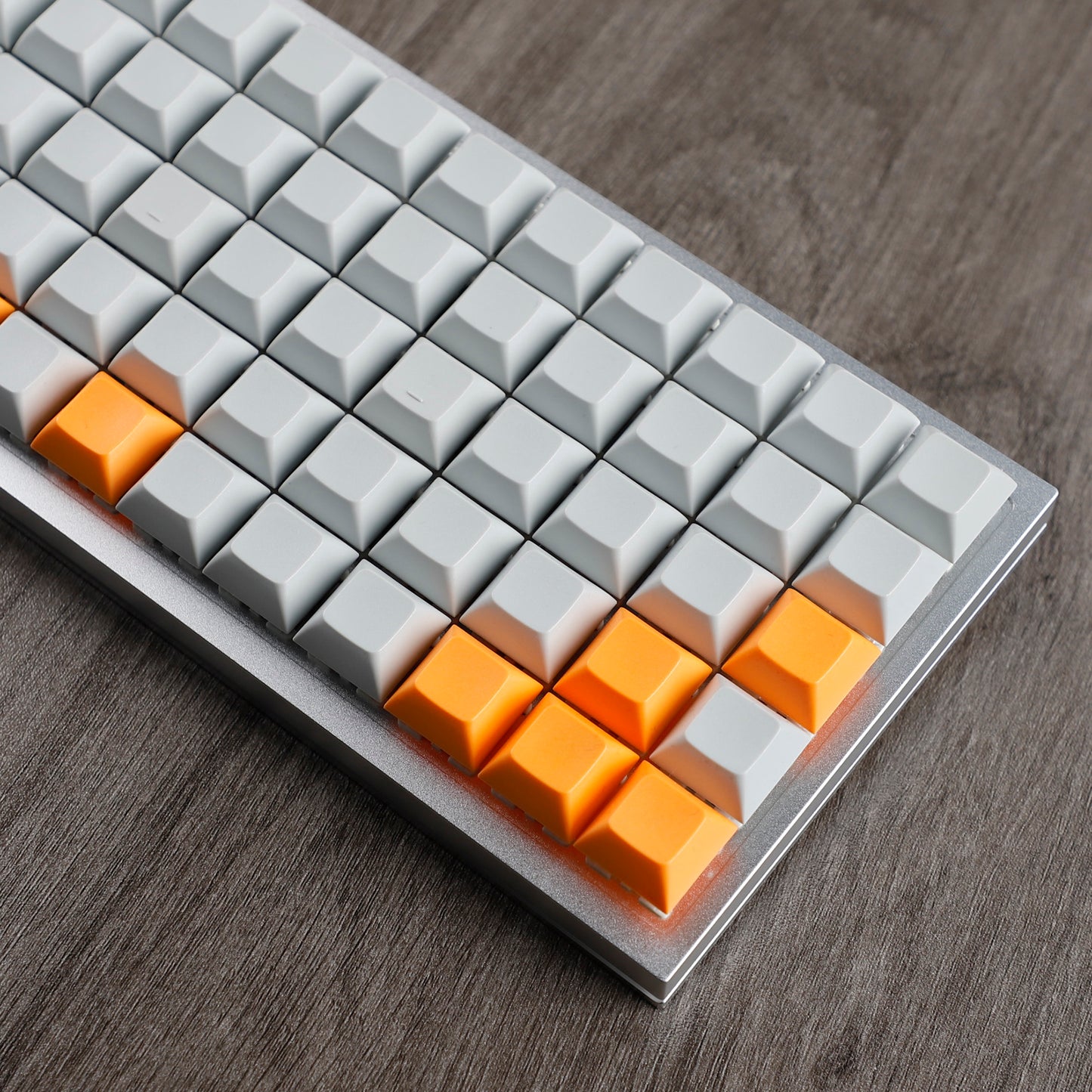 YMDK DSA Profile Gray Orange 107 Keycaps(Dye Sub PBT 1.4mm Thickness/Ortholinear XD75 ID75 Planck Preonic Niu40 Using)
