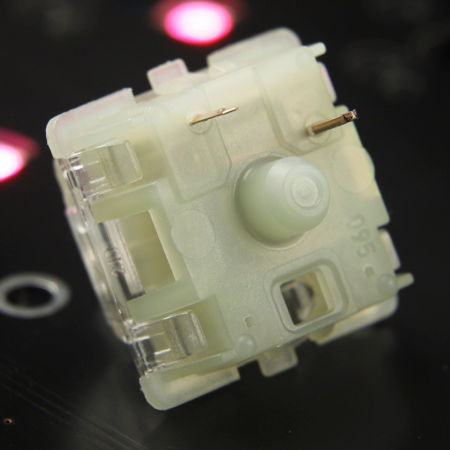 Cherry MX RGB Ergo Clear SMD Switches(3 Pin Tactile Lubed/MX1A-H1NN)