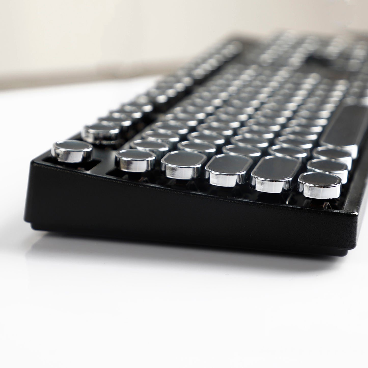 YMDK 104 Retro Electroplating Punk Cool Silver Round Blank Keycap for MX Mechanical Keyboard 61 75 87 104 Niu40 Corne Split46 36