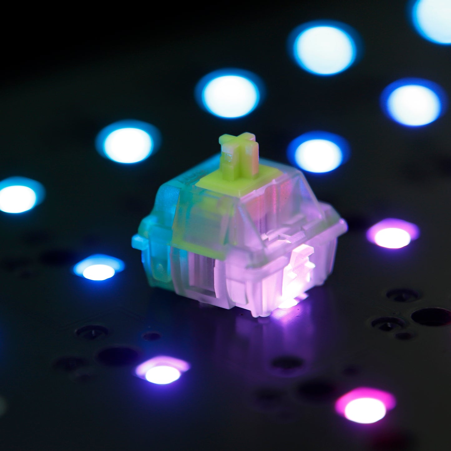 Gateron Luciola 5 pin Linear Luminous Switches High Gloss Trasparent Green Top Housing 55g For Mx Mechanical Keyboard