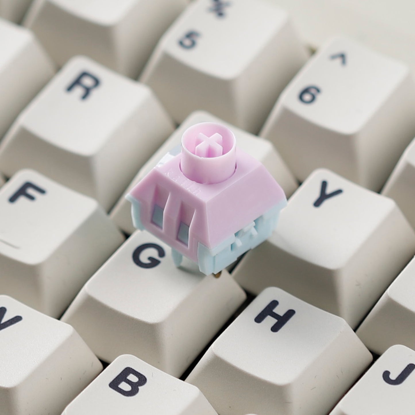 Kailh Box Saker 5-Pin Linear MX Mechanical Switches Ultra-Short Travel Lightning-Quick Trigger Perfect for High-Performance Gaming Keyboards