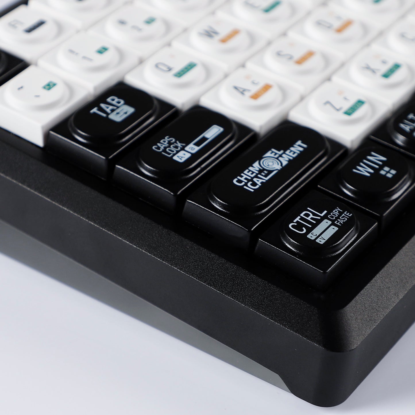 YMDK Bricks Full Set 138 keys Keycaps Classic Blocks Theme Color UV Print Frosted Low Profile Keycap for Mechanical Keyboard 104 87 84 68 61