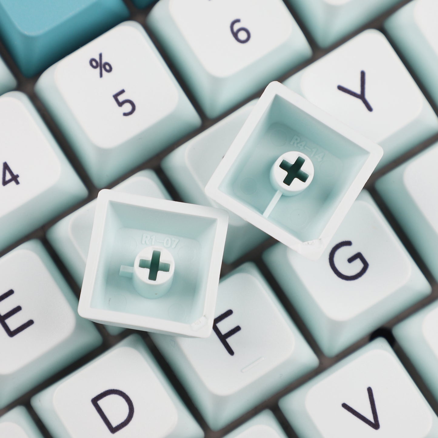 YMDK Iceberg 146 Keycaps(Dye Sub MDA Profile 1.55mm)