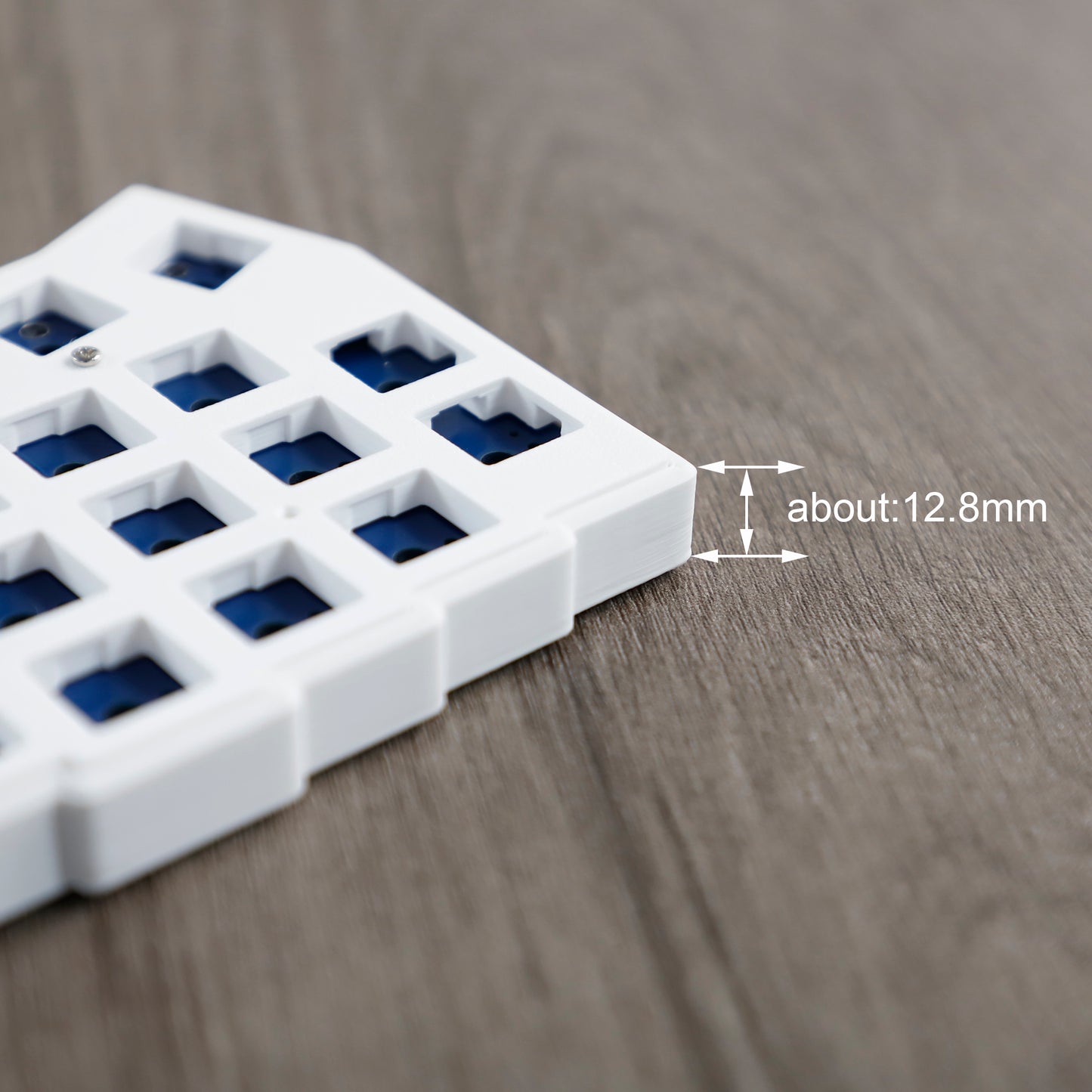 YMDK 2.4Ghz Wireless Split Keyboard Corne V4 46 Keys Ergonomic Hotswappable 40% Layout 3D PLA Vial All Key Programmable Mini Independent Gaming Keyboard Kit