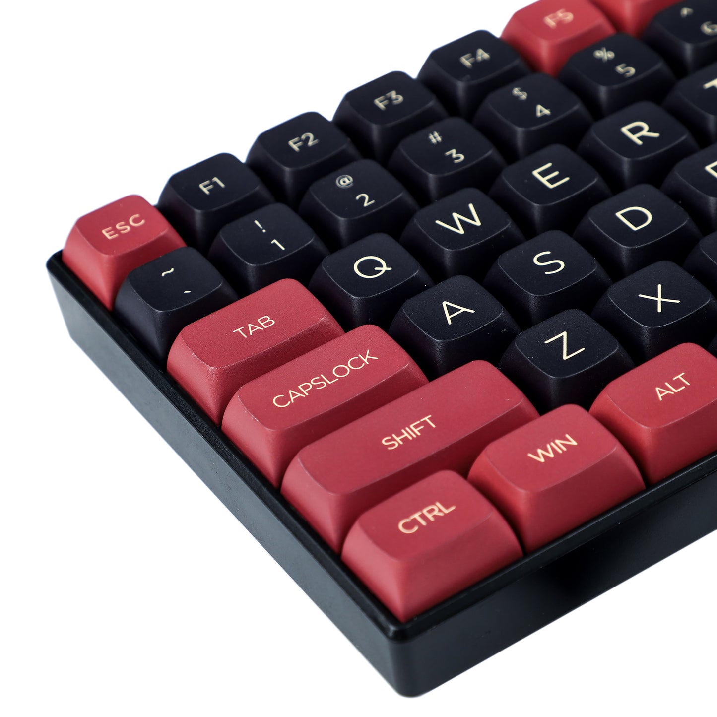 135 Red Samurai Keycaps(Dye Sub ZDA Profile/104 87 GK61 96 84 GK64 68 Using)