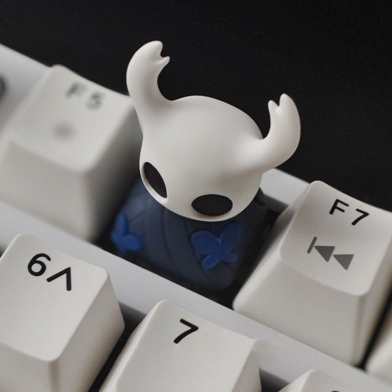 YMDK Blue Knight Wasp Girl Personalized Keycaps Cool Creative Resin Shine Through Custom Keycap for MX Mechanical Keyboards