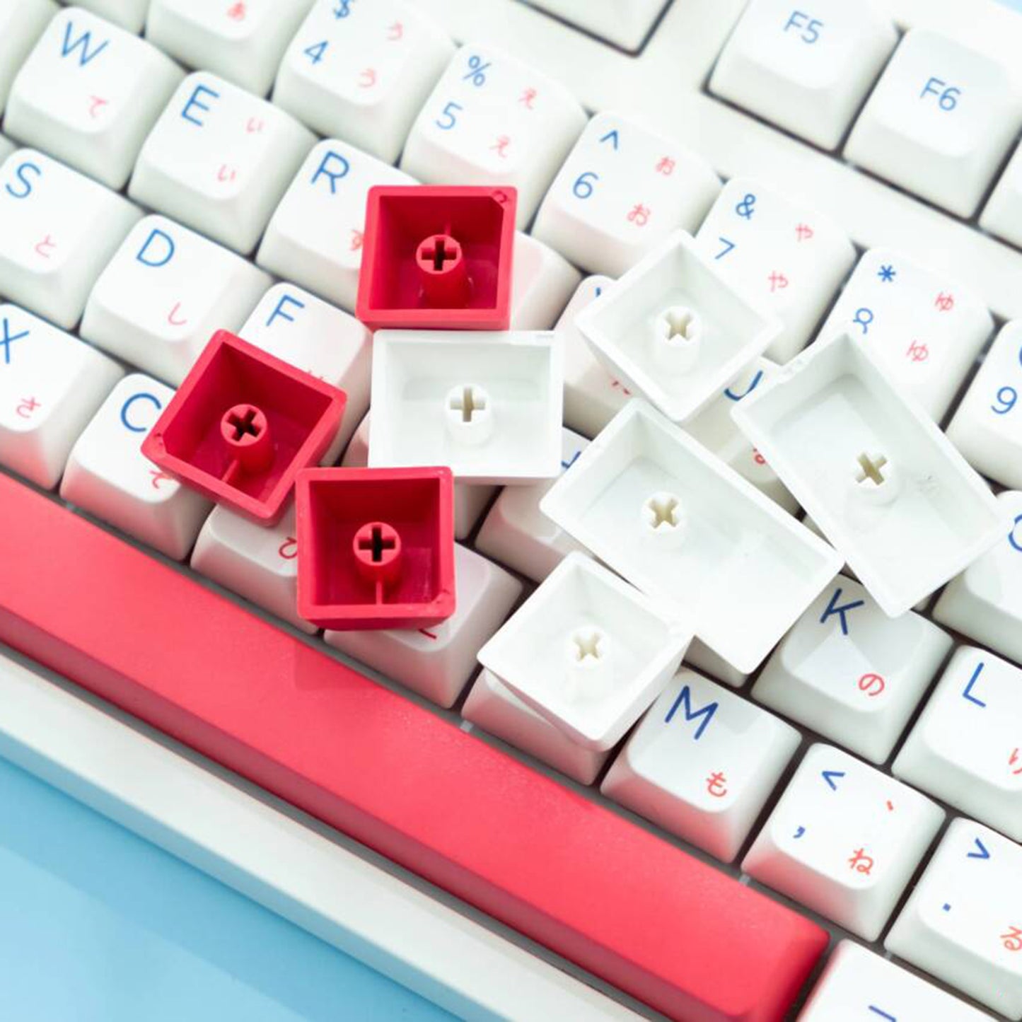 YMDK Red and Blue Color Keycaps 142 Keys MDA Profile PBT Dye Sublimation for mechanical keyboard