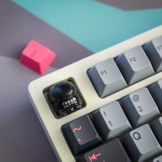 YMDK Alien Insect Personality Keycaps Creative Cool Three-dimensional Key Caps Handmade Resin Keycap for MX Mechanical Keyboard