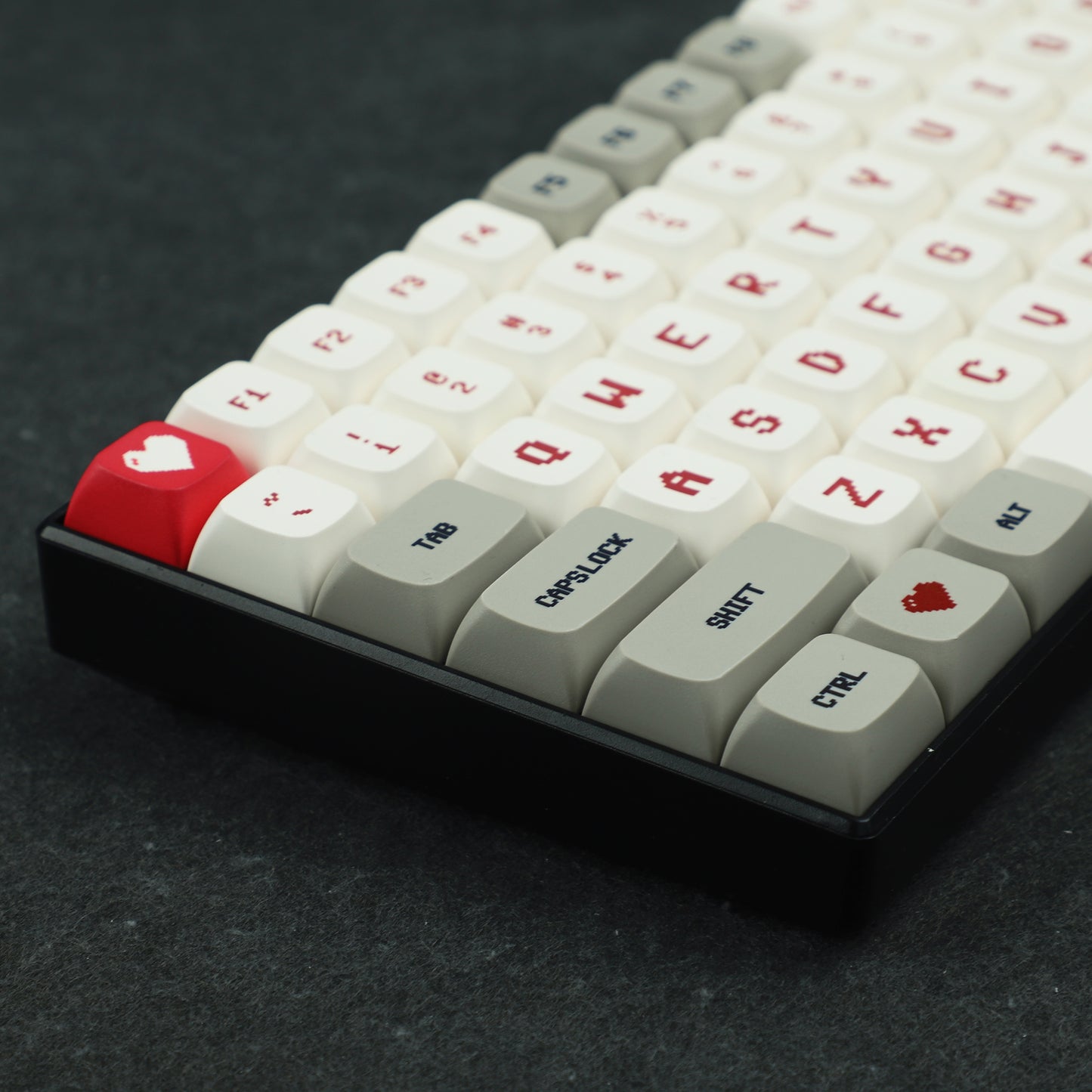 YMDK 146 Gameboy Keycaps(Dye Sub ZDA Profile PBT 1.55mm/104 87 61 Melody 96 KBD75 ID80 GK64 Tada68 Using)