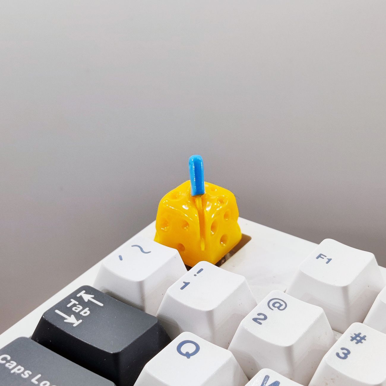 YMDK Three-dimensional Cheese Cake Personalized Keycaps Cute Interesting Handmade Resin Keycap for MX Mechanical Keyboard