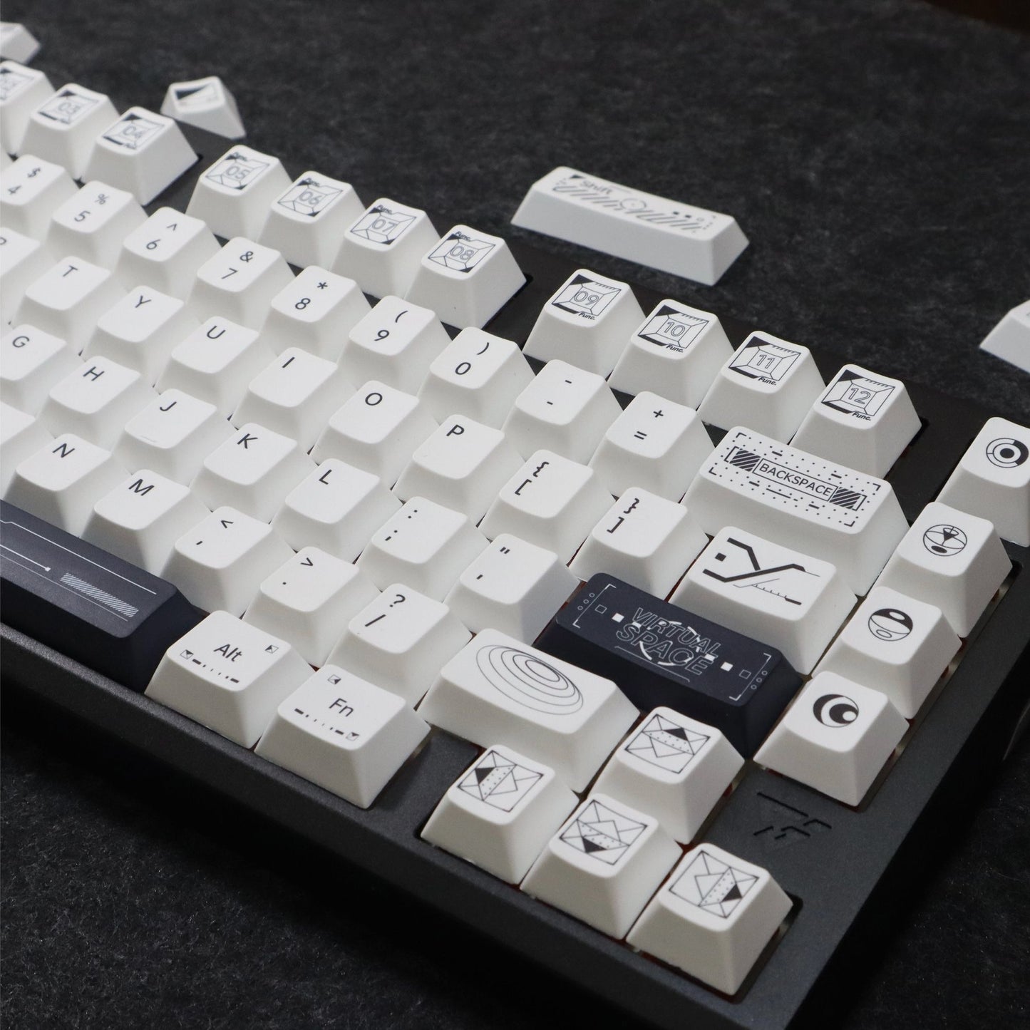 YMDK 139 keys Virtual Space Theme Keycaps PBT Dye Sub Cherry Profile Custom Keycap for 61/68/75/87/98/104/108 MX Mechanical Keyboard