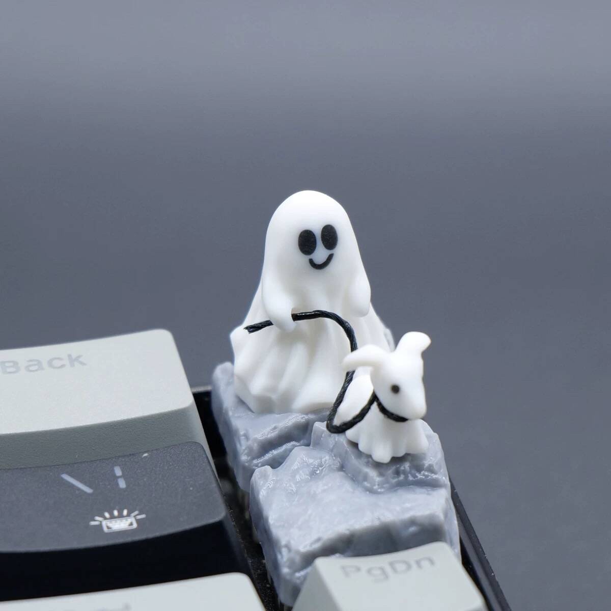 YMDK Ghost Puppy Personality Keycaps Novel Cute Interesting Keycap Resin Three-dimensional Key Caps for MX Mechanical Keyboard