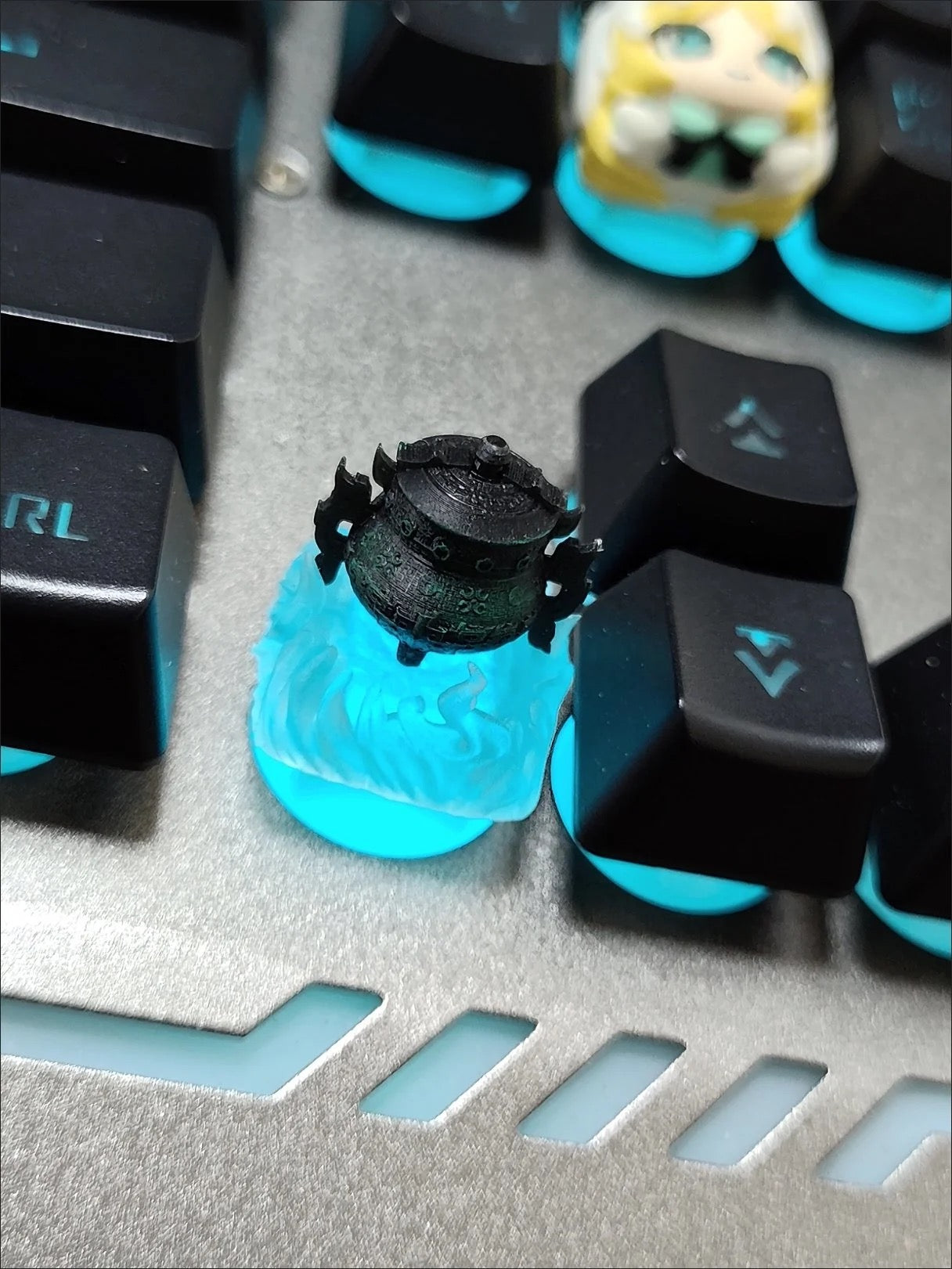 Xutian Ding Backlit Artisan Keycap, Han Li Palm Heaven Bottle 3D Custom Keycap, Creative Stereo Resin Keycap for MX Mechanical Keyboard