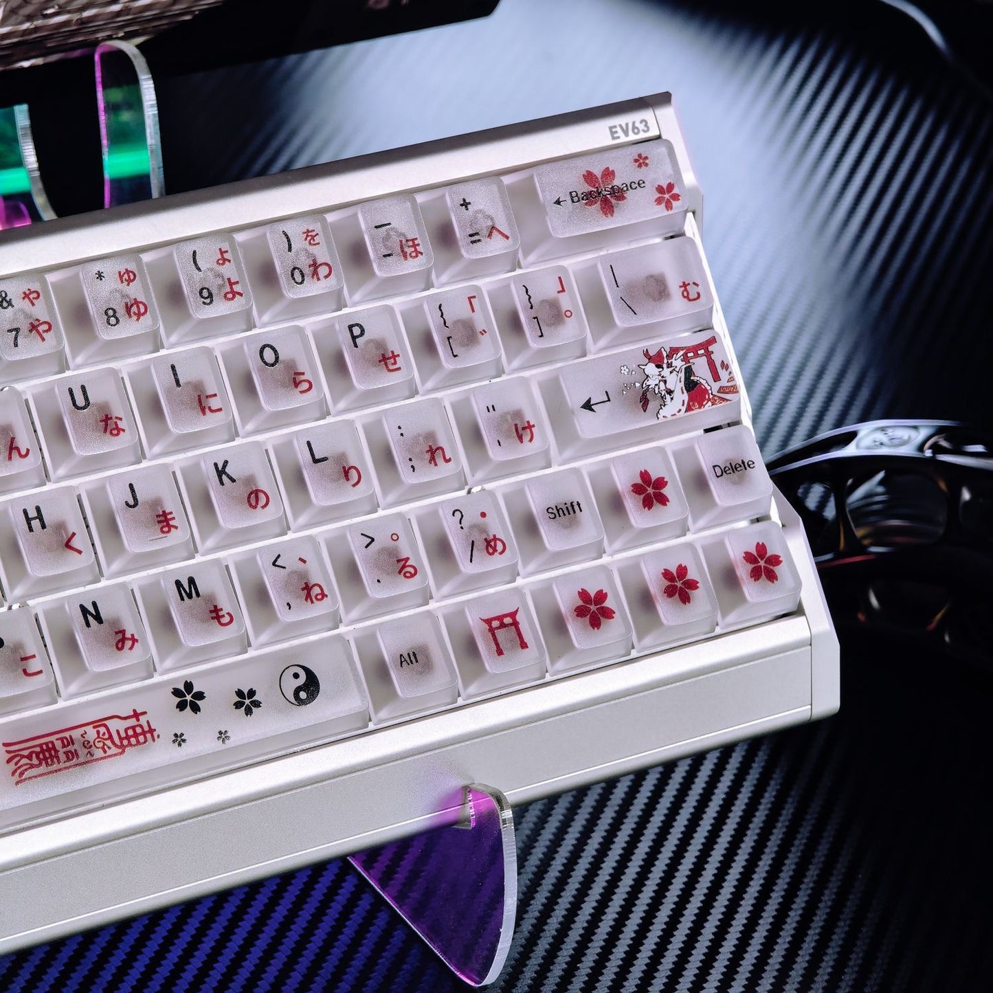 YMDK Red Miko Outfit Theme PC Frosted Translucent Cherry Profile Keycaps, Custom Keycap Set for 60/63/64/65/68/75/87/EZ63 MX Mechanical Keyboards